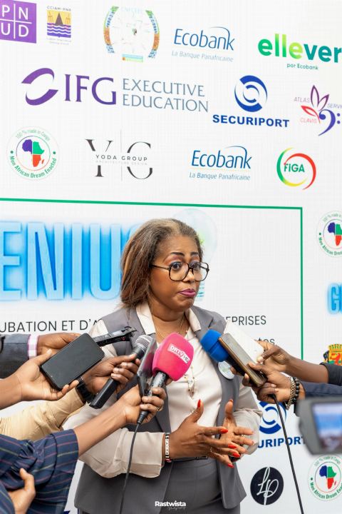 Cérémonie & remises de diplômes — CNFCEEC