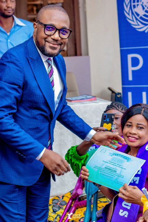 Remise de certificat — programme GENIUS